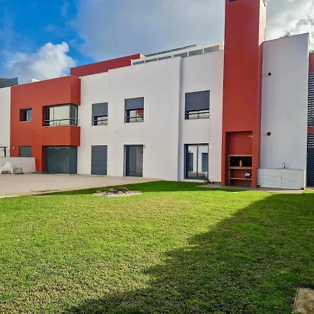 Deep Blue Ac Heating Complex With Pool & Bbq * Ferrel (Leiria)