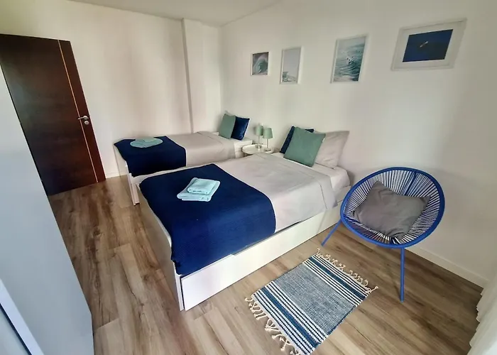 Deep Blue Ac Heating Complex With Pool & Bbq Ferrel (Leiria)