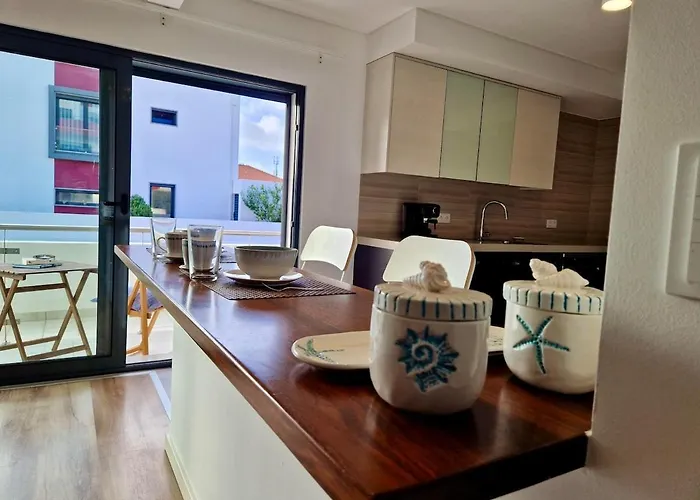 Deep Blue Ac Heating Complex With Pool & Bbq *