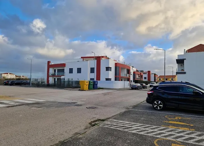 Deep Blue Ac Heating Complex With Pool & Bbq Ferrel (Leiria)